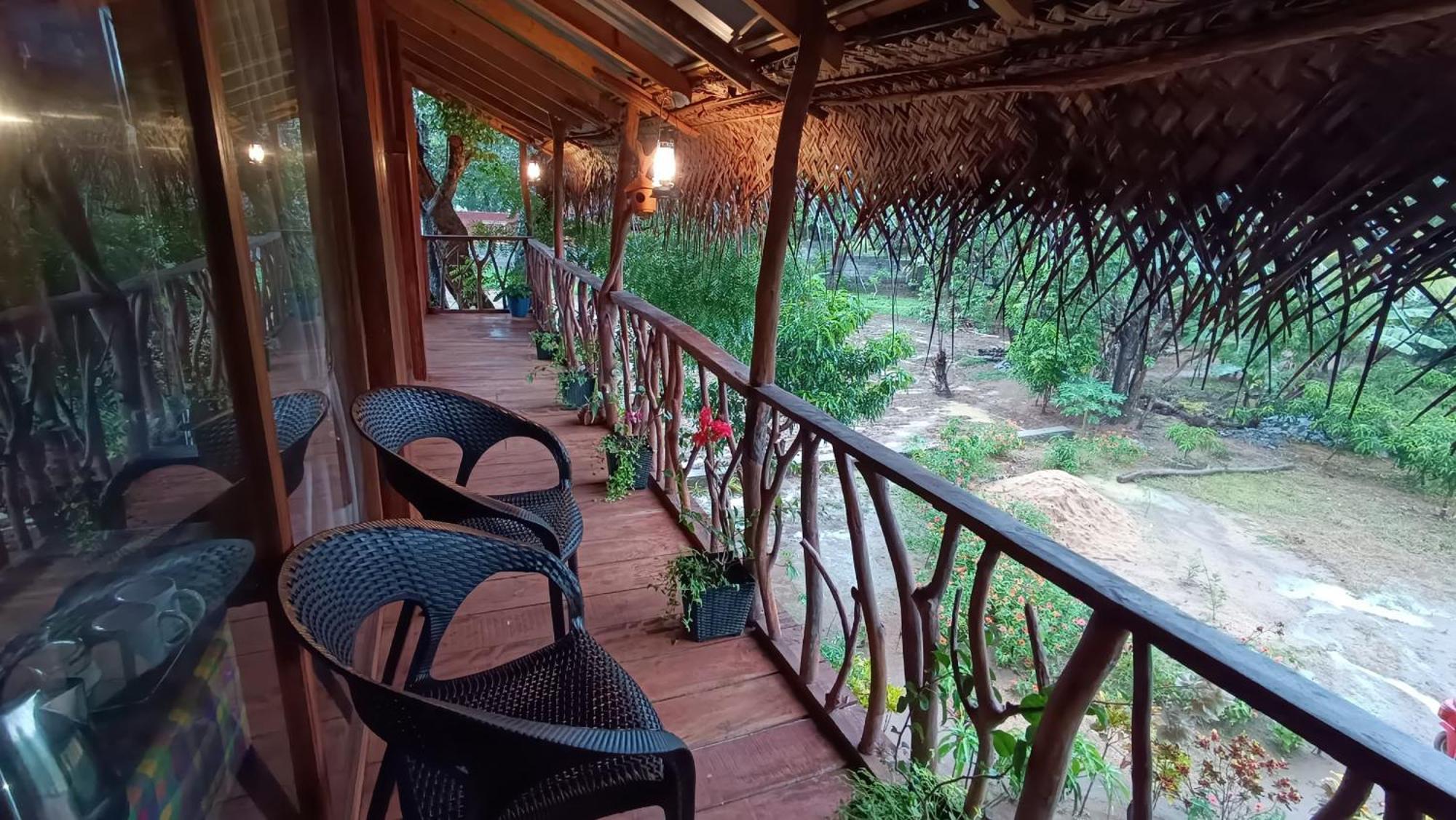 Sigiriya Rock View Tree House Villa Екстериор снимка
