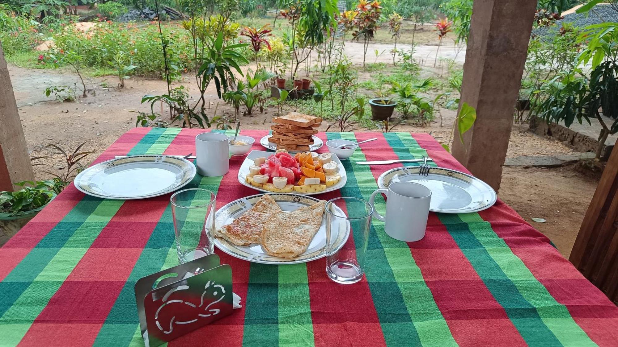 Sigiriya Rock View Tree House Villa Екстериор снимка